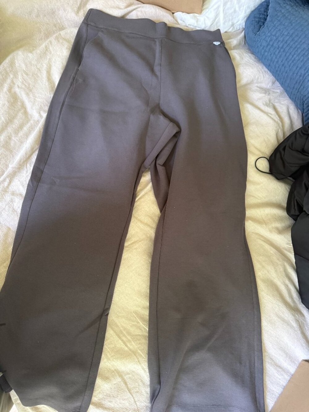 Nike 24.7 ImpossiblySoft Women’s High-Waisted Wide-Leg Pants XL NWT